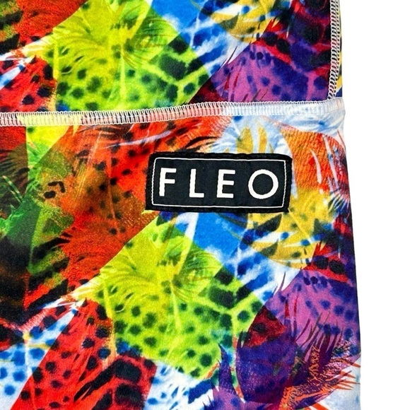 FLEO Wild Feather Shorts (Original) size Medium - Picture 5 of 7